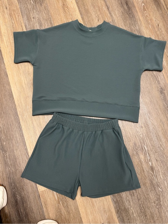 Zenana Outfitters Tops - Zenana Outfitters Short Sleeve Sweatshirt & Shorts Set in Dark Green